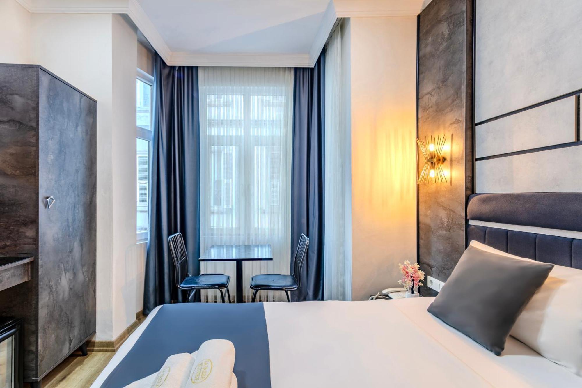 La Pazza Suites อิสตันบูล ภายนอก รูปภาพ