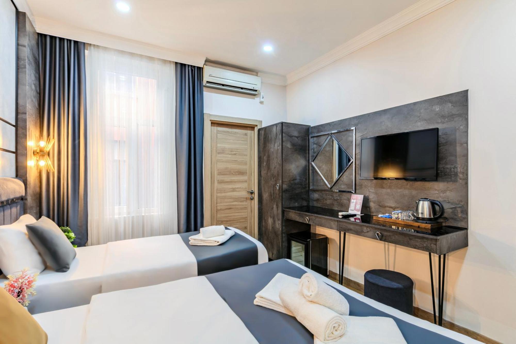 La Pazza Suites อิสตันบูล ภายนอก รูปภาพ